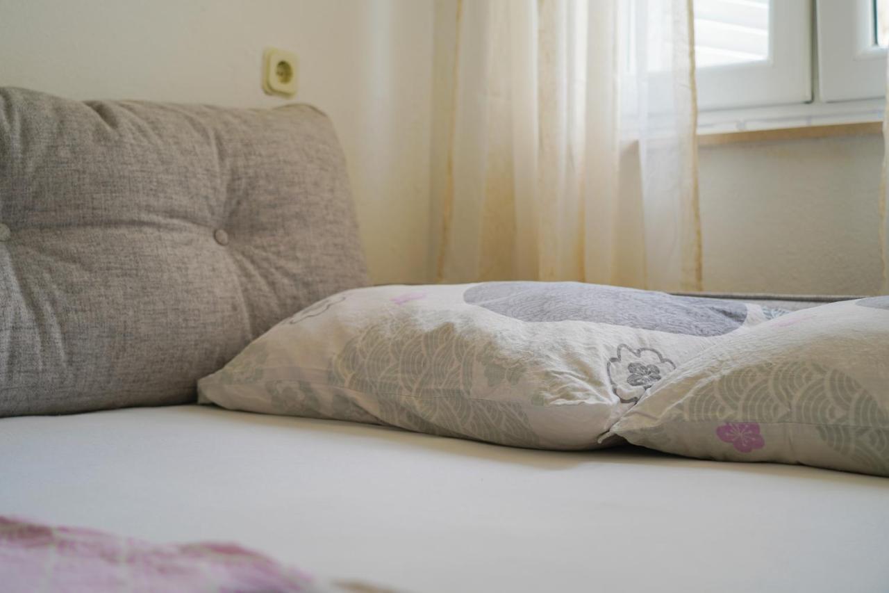 Studio Apartman Monika Hotell Baška Voda Eksteriør bilde